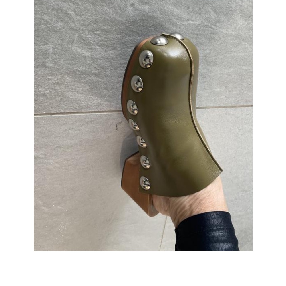 Caverley BAYA CLOG SZ 9 Army Green silver FREE PEOPLE